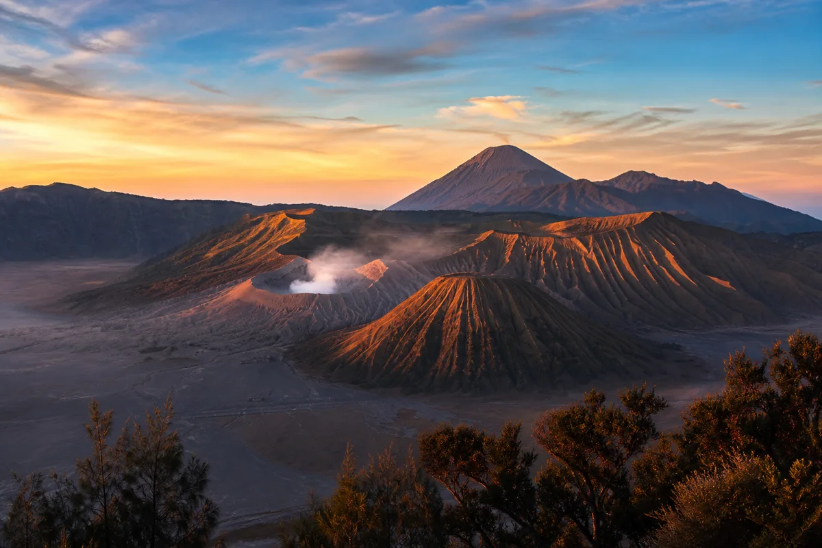 Lanskap Gunung Bromo di Jawa Timur